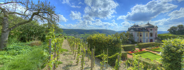 Rokoko-Schloss der Dornburger Schloesser HDR Panorama