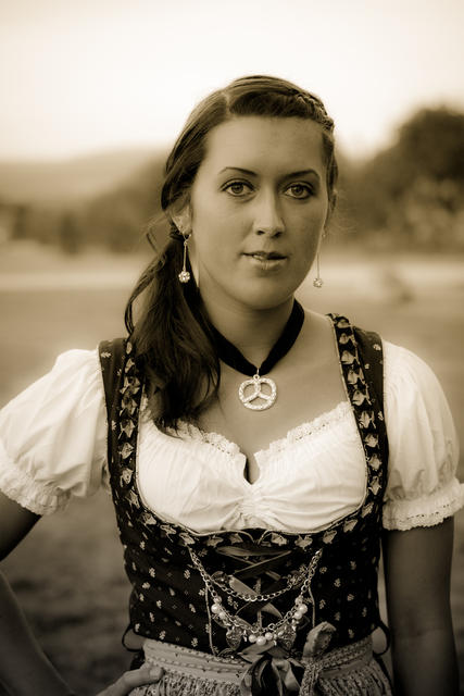 Dirndl Shooting Josi 0793-2