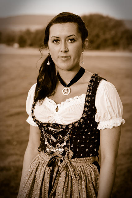 Dirndl Shooting Josi 0794